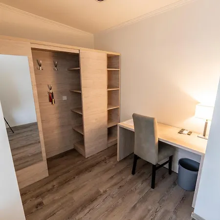 Pensjonat Hoekis-zimmervermietung 9 Mit Kuechenzeile Brande-Hornerkirchen