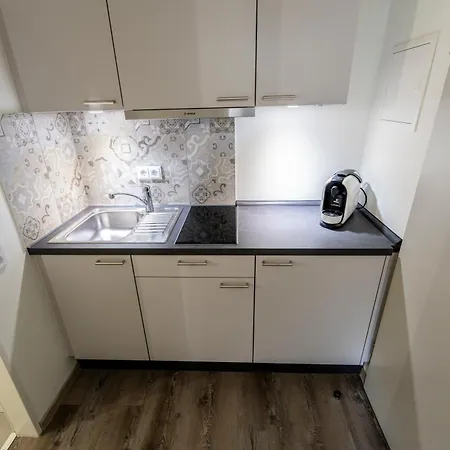 Hoekis-zimmervermietung 9 Mit Kuechenzeile Pensjonat 3*